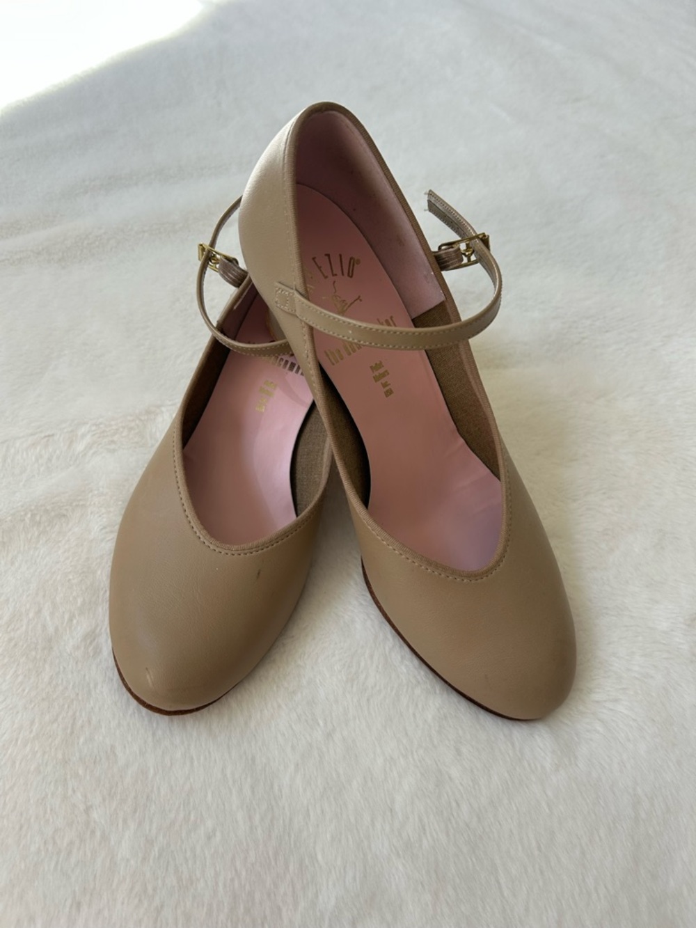 Capezio Ladies Tan Character Shoes